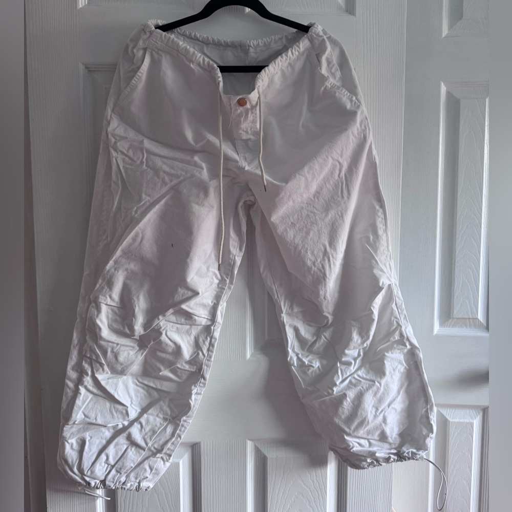White Low waisted parachute pants
